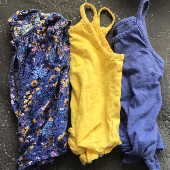 Old Navy tops - Picture 1 of 4